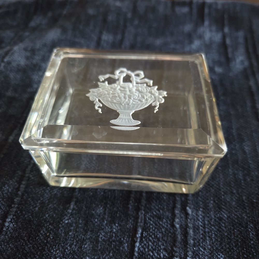 Vintage Czech Crystal Box With Etched Floral Arrangment On Lid